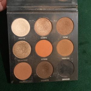 Kylie cosmetics palette